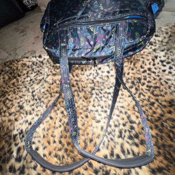 Lug Sprinter RFID Travel Tote Bag HTF - Picture 10 of 15